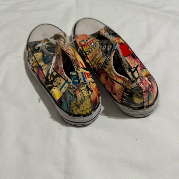 Custom Converse Chuck Taylor Low Top Magazine Collage Art Sneakers Keen Cush - Picture 7 of 8